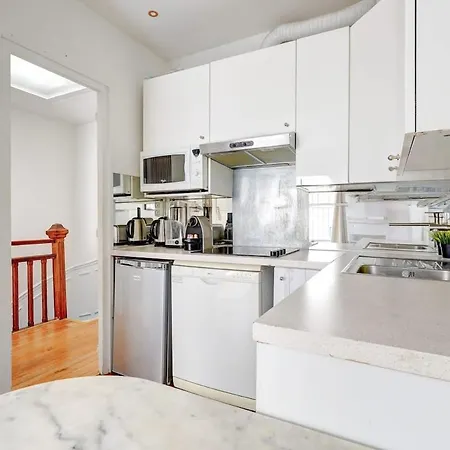 After B00Klng Need Scаn Qr-C0Dе --Cozy Duplex Near Eiffel Tower With Апартаменты Париж